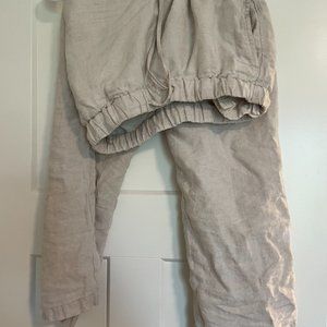 White linen wide legged pants